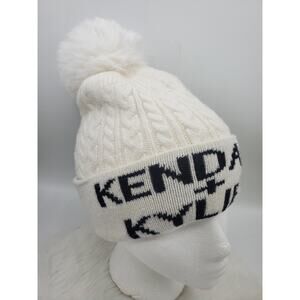 NWT  Kendall + Kylie Designer White Knit Faux Fur PomPom Beanie Toboggan